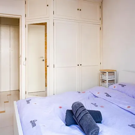 Down Town 1br W Self Check In Bucharest