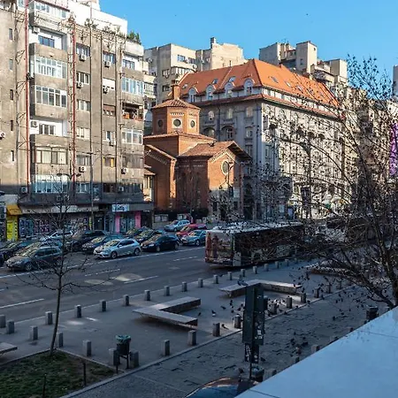 Down Town 1br W Self Check In Апартаменти